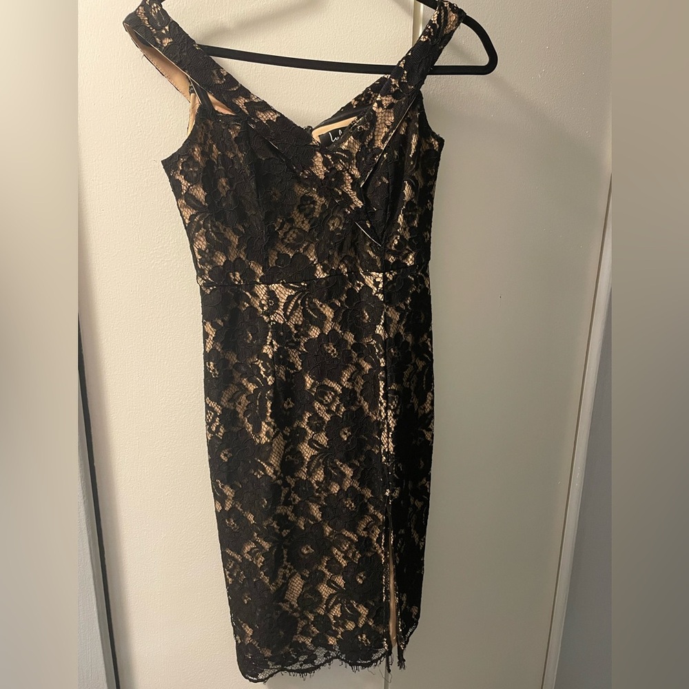 Lulu's Black Lace Dress